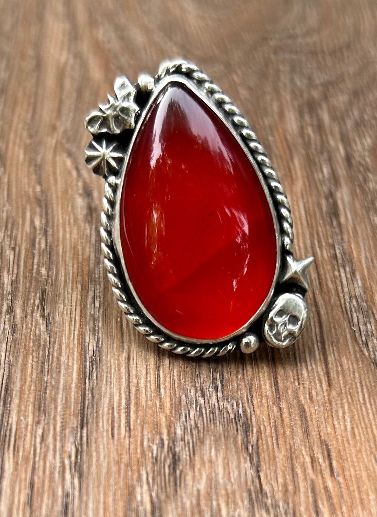Orange Onyx Ring. Bats & Skulls, Decorative Band, US Size 7 1/4